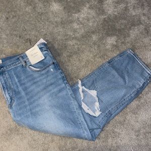Abercrombie & Fitch Mom Jeans